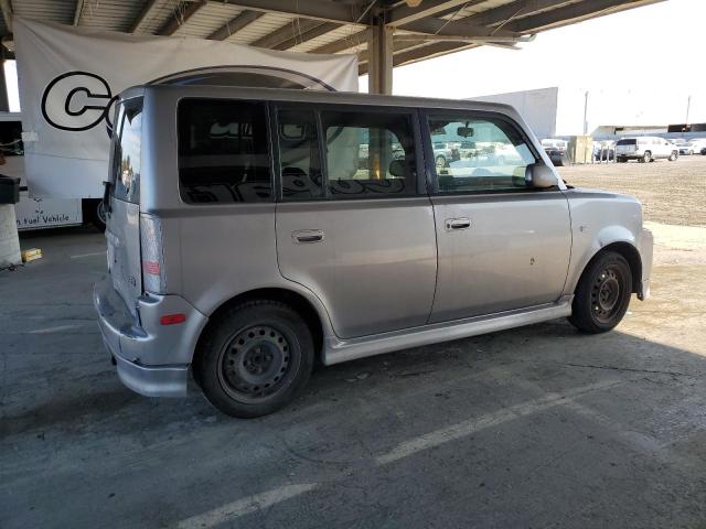JTLKT334064045185 - 2006 TOYOTA SCION XB GRAY photo 3