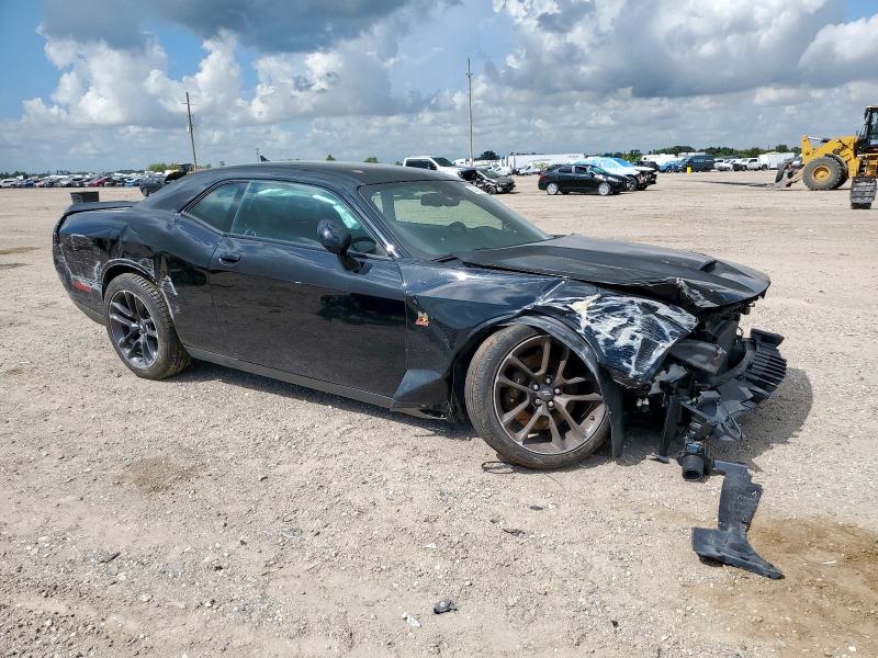 2C3CDZFJXLH159604 - 2020 DODGE CHALLENGER R/T SCAT PACK BLACK photo 4