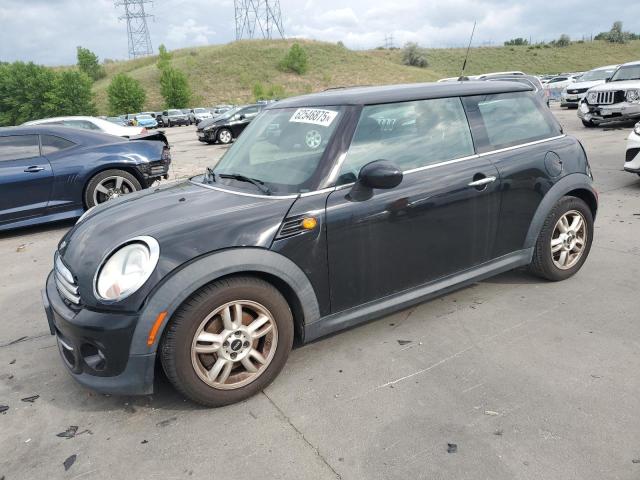 2013 MINI COOPER, 