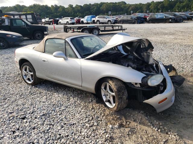JM1NB353310201106 - 2001 MAZDA MX-5 MIATA BASE SILVER photo 4