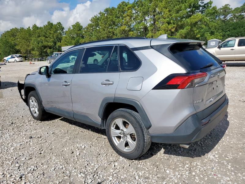 2T3W1RFVXMC162848 - 2021 TOYOTA RAV4 XLE SILVER photo 2
