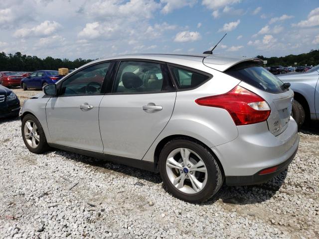 1FADP3K29EL463036 - 2014 FORD FOCUS SE SILVER photo 2