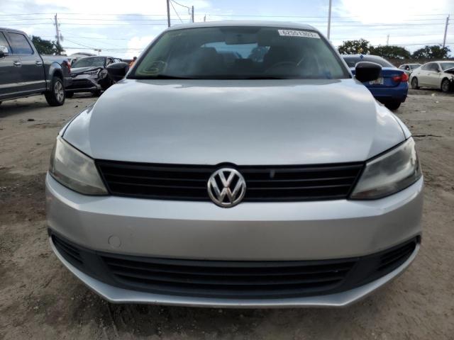 3VW2K7AJ1DM254089 - 2013 VOLKSWAGEN JETTA BASE 银色 照片 5