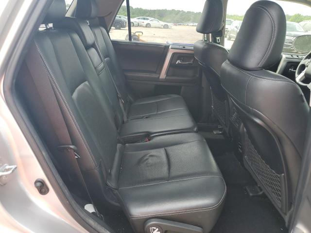 JTEBU5JR3G5344499 - 2016 TOYOTA 4RUNNER SR5/SR5 PREMIUM SILVER photo 11