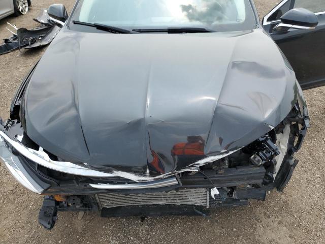 3LN6L2G95FR613706 - 2015 LINCOLN MKZ BLACK photo 11