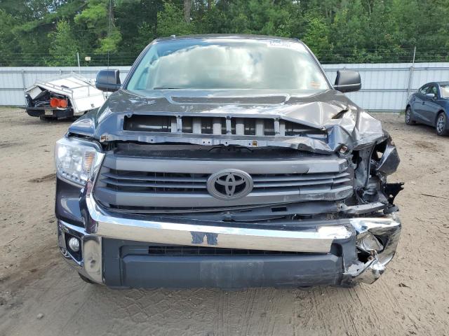 5TFDY5F14FX434896 - 2015 TOYOTA TUNDRA CREWMAX SR5 GRAY photo 5