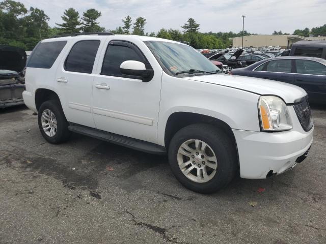 1GKS2AE01BR166466 - 2011 GMC YUKON SLE WHITE photo 4