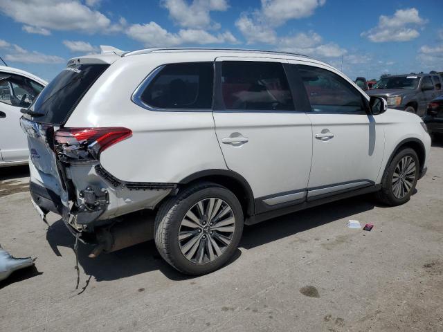 JA4AD3A37LZ029377 - 2020 MITSUBISHI OUTLANDER SE WHITE photo 3