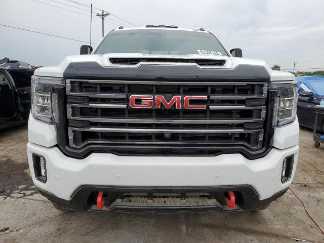 1GT49PEYXPF117073 - 2023 GMC SIERRA K2500 AT4 WHITE photo 5