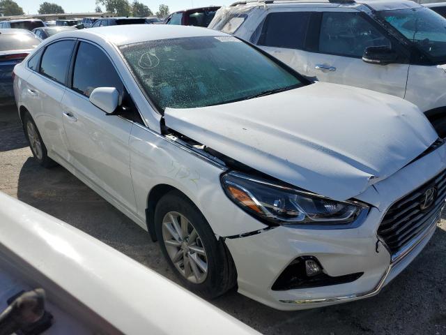 5NPE24AF6KH812399 - 2019 HYUNDAI SONATA SE WHITE photo 4