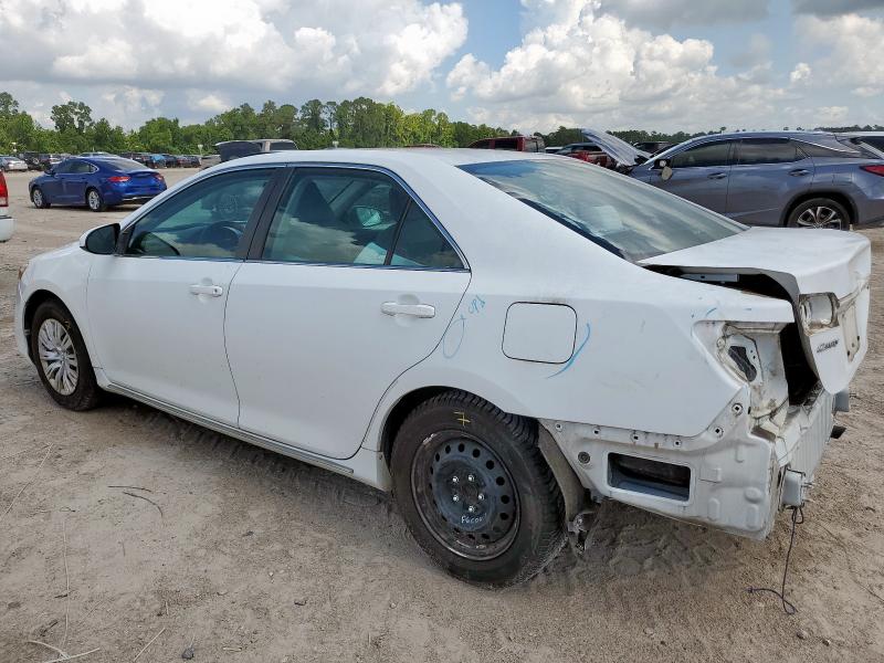 4T4BF1FK3CR218504 - 2012 TOYOTA CAMRY BASE WHITE photo 2