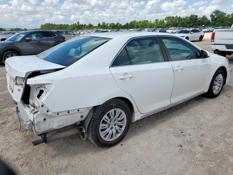 4T4BF1FK3CR218504 - 2012 TOYOTA CAMRY BASE WHITE photo 3