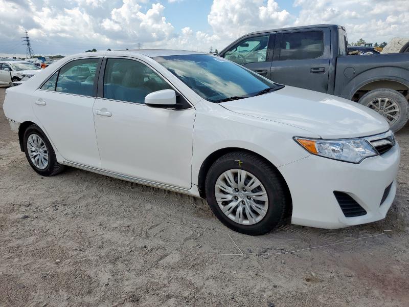 4T4BF1FK3CR218504 - 2012 TOYOTA CAMRY BASE WHITE photo 4