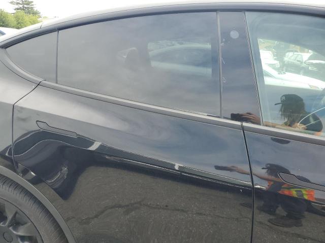 7SAYGDEE8NF387208 - 2022 TESLA MODEL Y Черный фото 10