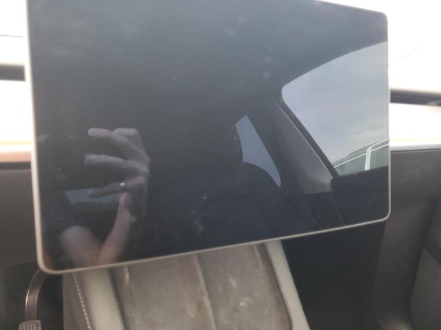 7SAYGDEE8NF387208 - 2022 TESLA MODEL Y Черный фото 9