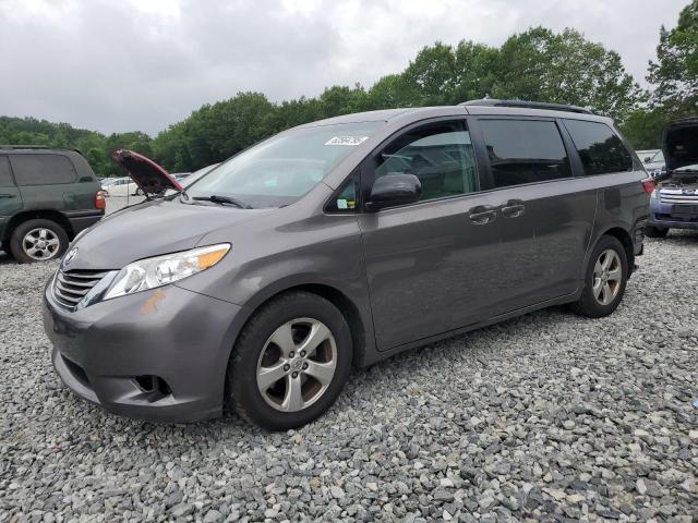 2016 TOYOTA SIENNA LE, null