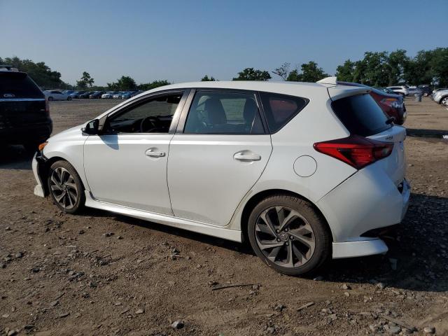 JTNKARJE3HJ545616 - 2017 TOYOTA COROLLA IM WHITE photo 2