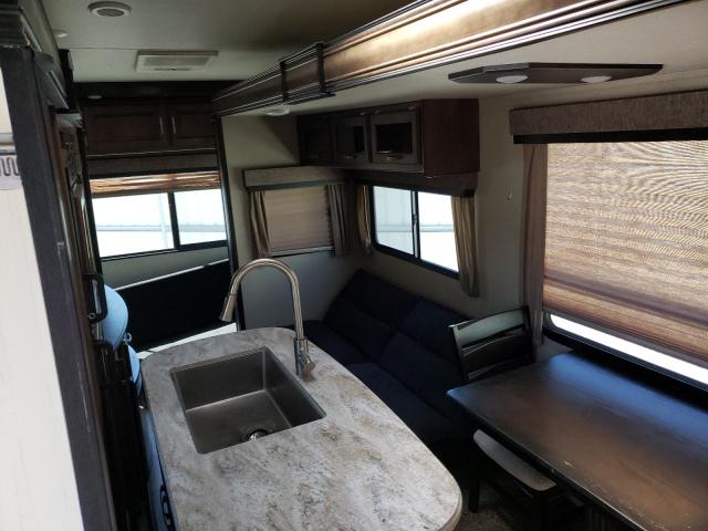 573FR322XJ3407574 - 2018 OTHER CAMPER TWO TONE photo 6