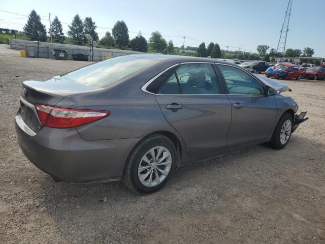 4T4BF1FK7FR478845 - 2015 TOYOTA CAMRY LE GRAY photo 3