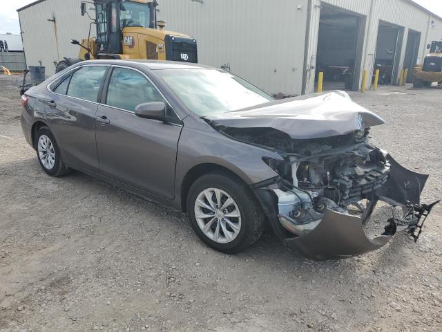 4T4BF1FK7FR478845 - 2015 TOYOTA CAMRY LE GRAY photo 4