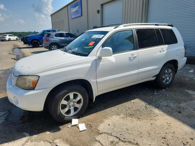 2004 TOYOTA HIGHLANDER BASE, 