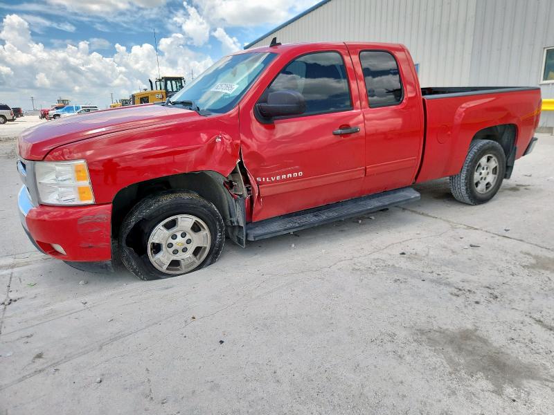 2011 CHEVROLET SILVERADO C1500 LT, 