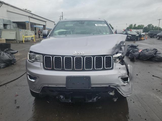 1C4RJFAG6JC278517 - 2018 JEEP GRAND CHER LAREDO ვერცხლისფერი ფოტო 5