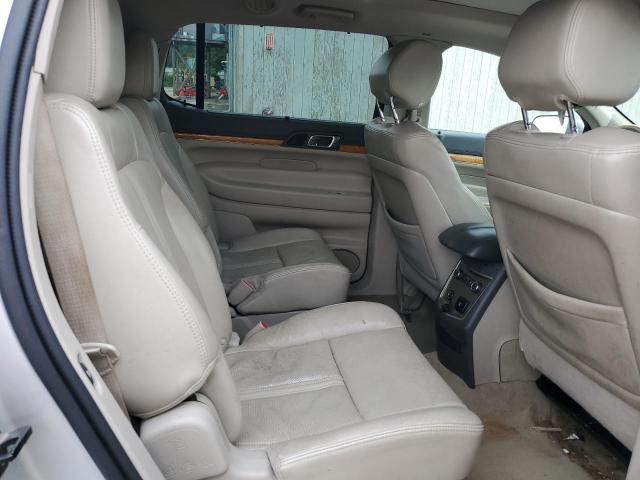 2LMHJ5AT3CBL52112 - 2012 LINCOLN MKT SILVER photo 11