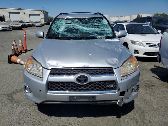 JTMYK4DV1AD003929 - 2010 TOYOTA RAV4 LIMITED SILVER photo 5