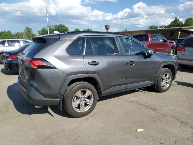 2T3P1RFV9PC370504 - 2023 TOYOTA RAV4 XLE Gri fotoğraf 3
