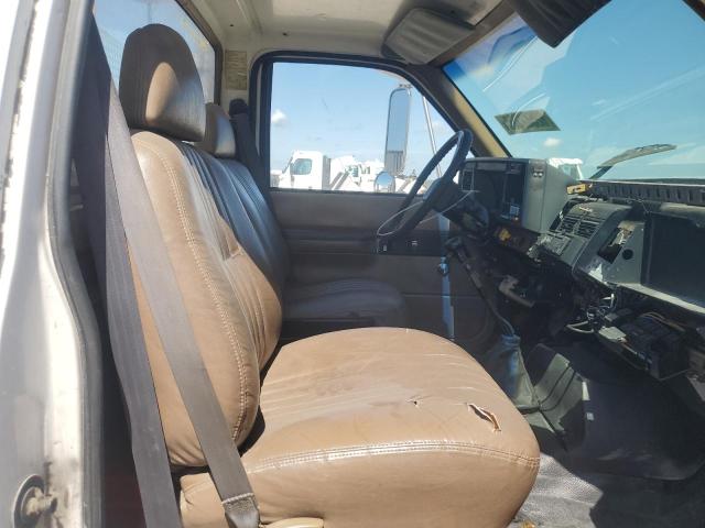 1GDM7H1C3XJ517510 - 1999 GMC C-SERIES C7H042 WHITE photo 6