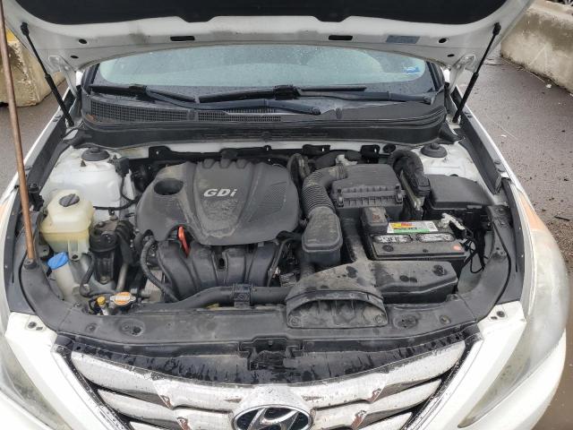 5NPEC4AC0CH453605 - 2012 HYUNDAI SONATA SE WHITE photo 11