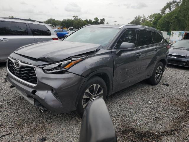 5TDGZRAH5MS043149 - 2021 TOYOTA HIGHLANDER XLE GRAY photo 1