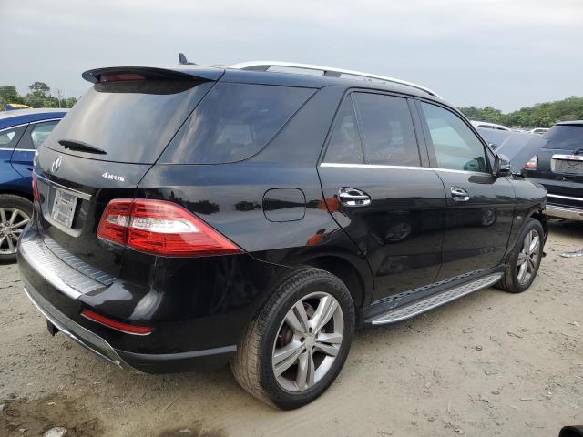 4JGDA5HB9CA028164 - 2012 MERCEDES-BENZ ML 350 4MATIC BLACK photo 3