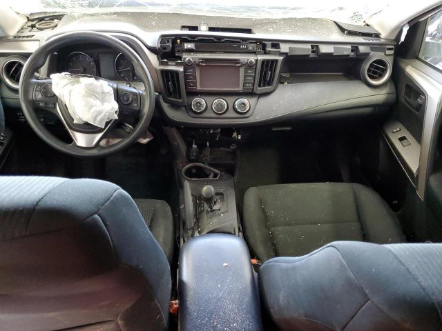 2T3BFREV0JW852913 - 2018 TOYOTA RAV4 LE თეთრი ფოტო 8