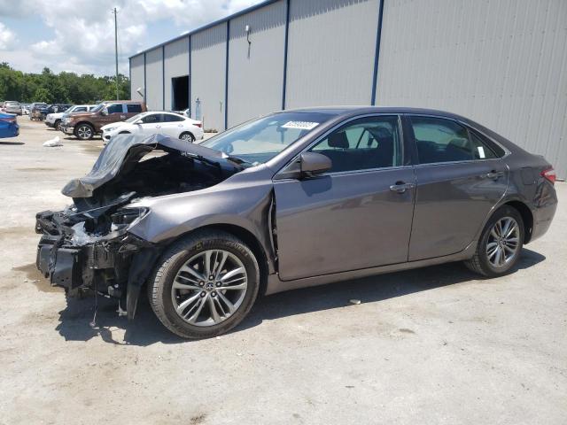 4T1BF1FK8FU482512 - 2015 TOYOTA CAMRY LE GRAY photo 1