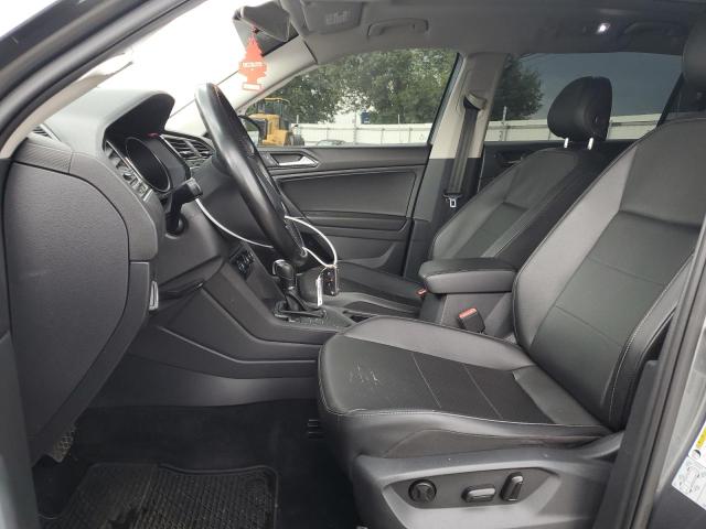 3VV3B7AX8JM103579 - 2018 VOLKSWAGEN TIGUAN SE Сұр фото 7
