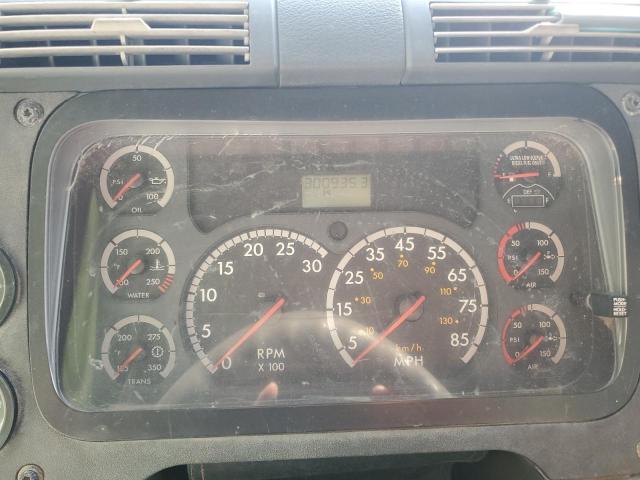 1FUJGEDV1DSBZ6085 - 2013 FREIGHTLINER CASCADIA 1 Двухцветный фото 8