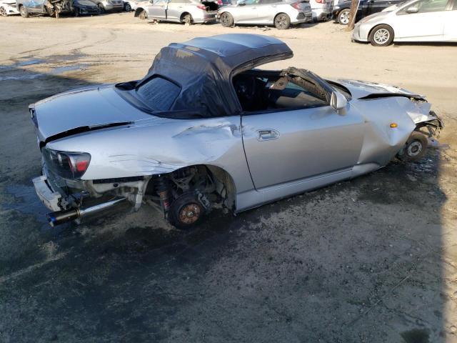 JHMAP21424T002459 - 2004 HONDA S2000 SILVER photo 3