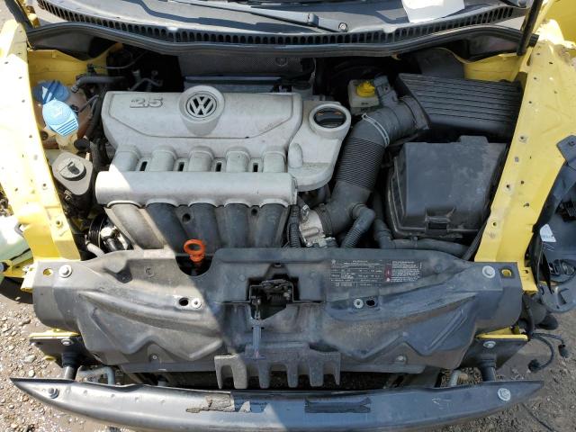 3VWRW3AG8AM032662 - 2010 VOLKSWAGEN NEW BEETLE YELLOW photo 11