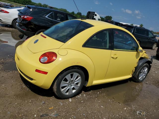 3VWRW3AG8AM032662 - 2010 VOLKSWAGEN NEW BEETLE YELLOW photo 3