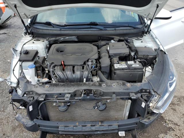 5NPE24AF4JH709951 - 2018 HYUNDAI SONATA SE თეთრი ფოტო 11