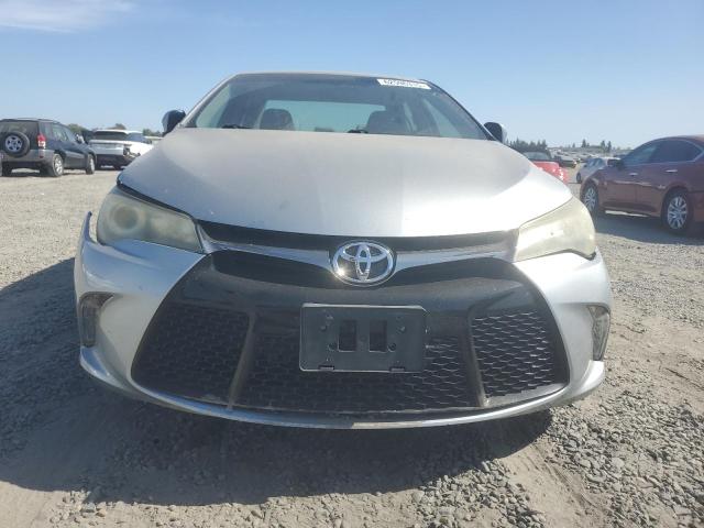 4T1BF1FK7GU212804 - 2016 TOYOTA CAMRY LE SILVER photo 5