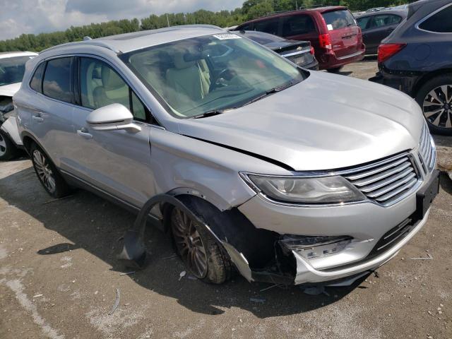 5LMCJ1A9XFUJ39172 - 2015 LINCOLN MKC SILVER photo 4