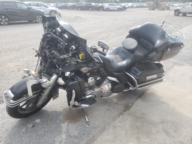 1HD1FCW126Y707162 - 2006 HARLEY-DAVIDSON FLHTCUI 黑色 照片 2