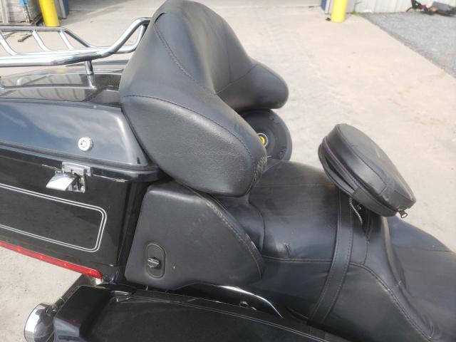 1HD1FCW126Y707162 - 2006 HARLEY-DAVIDSON FLHTCUI 黑色 照片 6