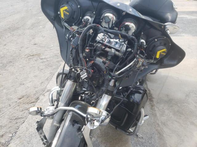 1HD1FCW126Y707162 - 2006 HARLEY-DAVIDSON FLHTCUI 黑色 照片 9