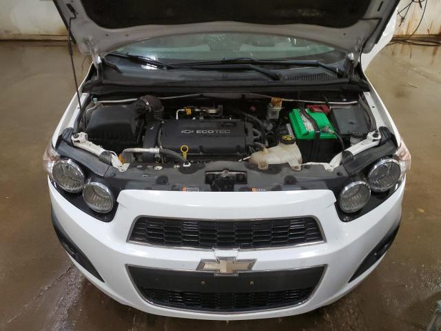1G1JA6SH9E4140175 - 2014 CHEVROLET SONIC LS თეთრი ფოტო 11