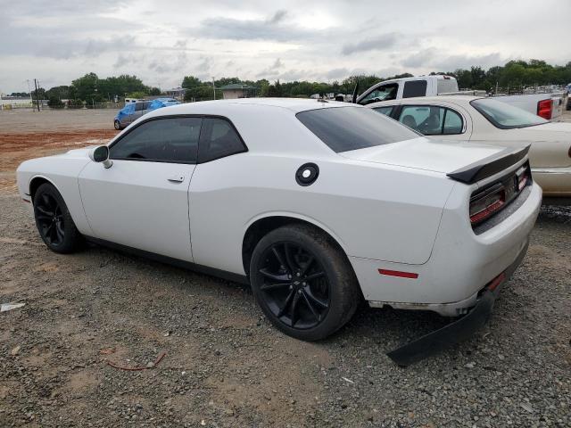 2C3CDZAG9JH132547 - 2018 DODGE CHALLENGER SXT WHITE photo 2