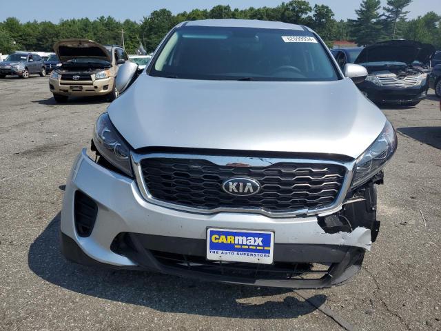 5XYPGDA54KG572777 - 2019 KIA SORENTO LX SILVER photo 5